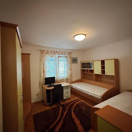 Rose Apartman